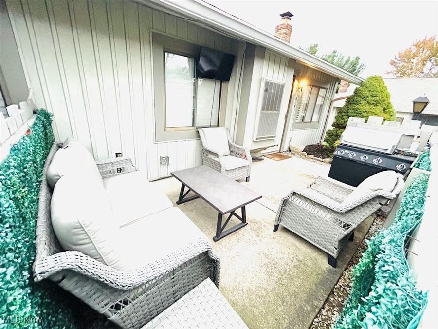 915 Kirkwall Drive, Copley, OH 44321 Photo 1