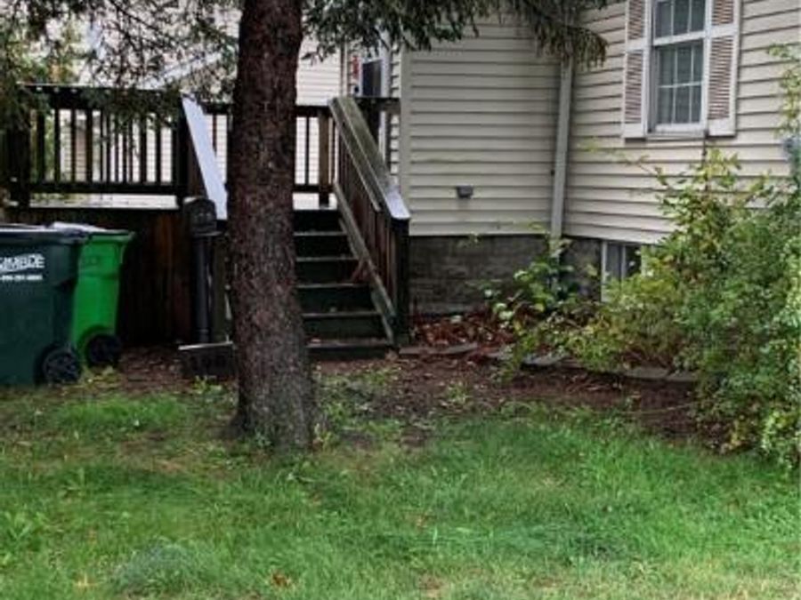 390 E Paige Avenue, Barberton, OH 44203 Photo 1