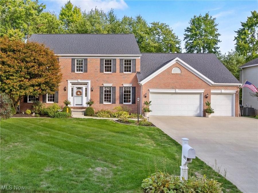 6392 Shipslanding Avenue NW, Canton, OH 44718 Photo 1