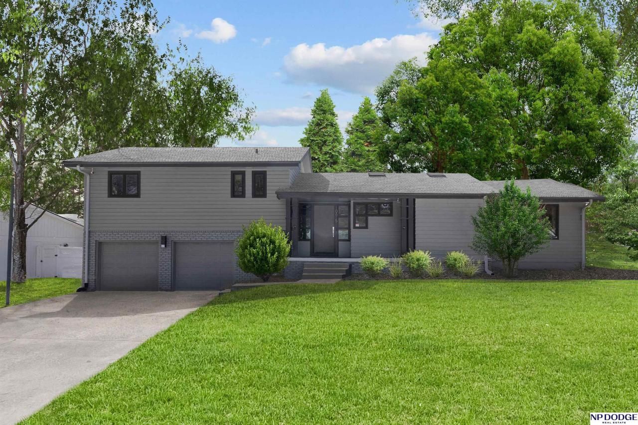 10615 Martha Street , Omaha, NE 68124