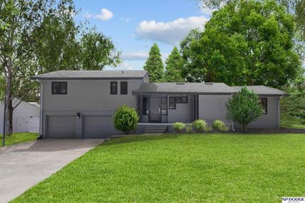 10615 Martha Street , Omaha, NE 68124