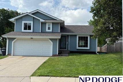 12933 Camden Avenue , Omaha, NE 68164