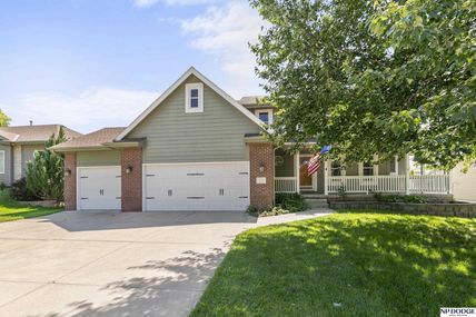 7011 S 167th Avenue , Omaha, NE 68136
