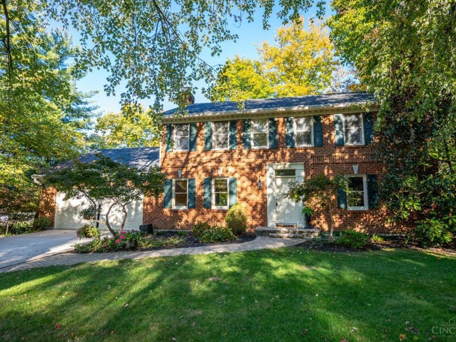 9571 Benchmark Lane, Blue Ash, OH 45242 Photo 1