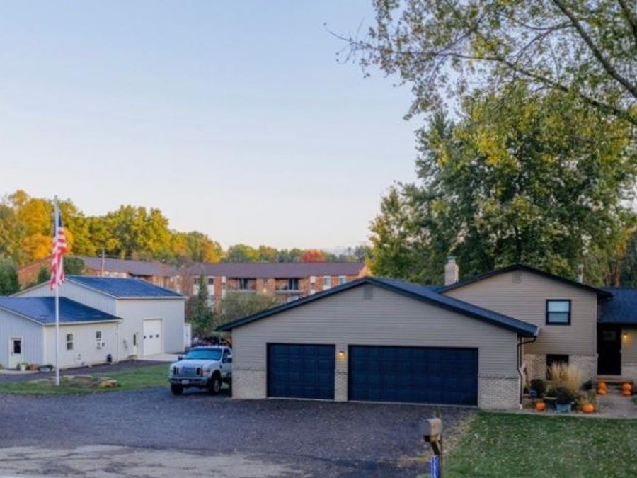 5963 Fohl Road SW, Navarre, OH 44662 Photo 1