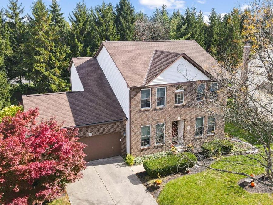 7472 Maynooth Drive , Dublin, OH 43017 Photo 1