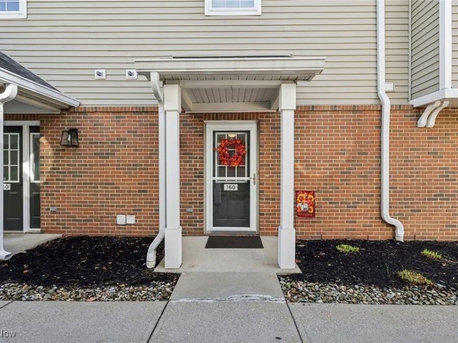 3367 Lenox Village Drive, Unit 160, Fairlawn, OH 44333 Photo 1