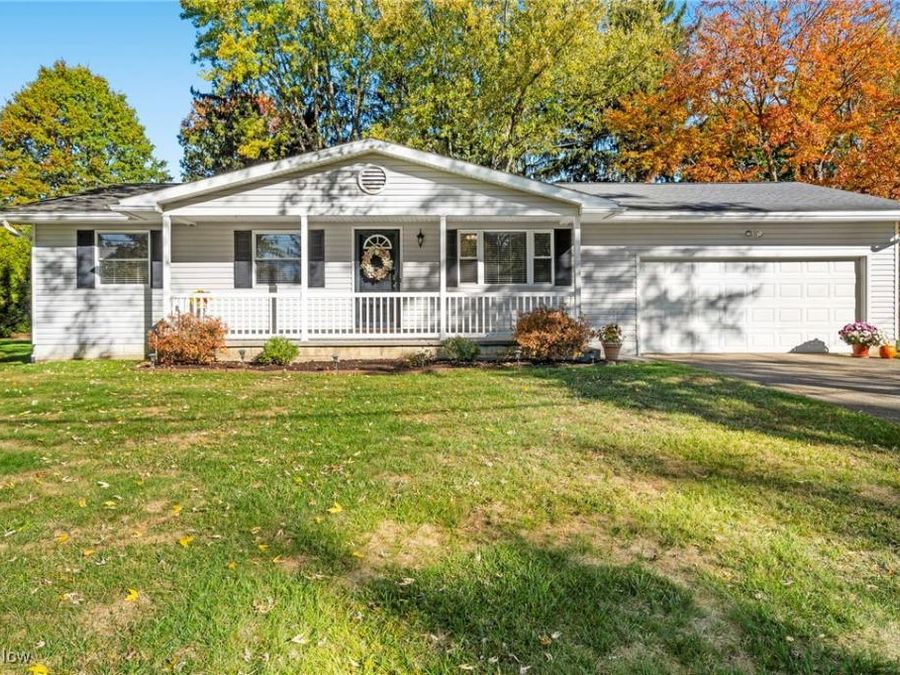 3017 Greenridge Road, Norton, OH 44203 Photo 1