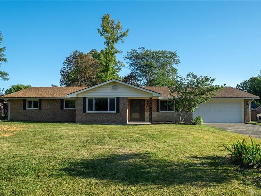 2886 Kemp Road, Beavercreek, OH 45431 Photo 1