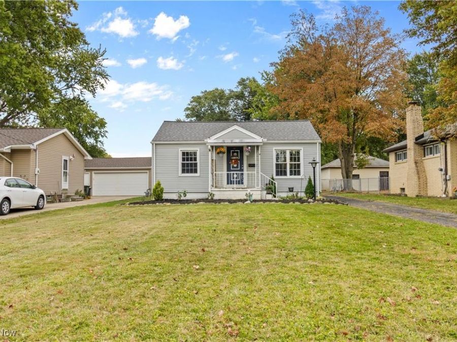 6749 Middlebrook Boulevard, Middleburg Heights, OH 44130 Photo 1