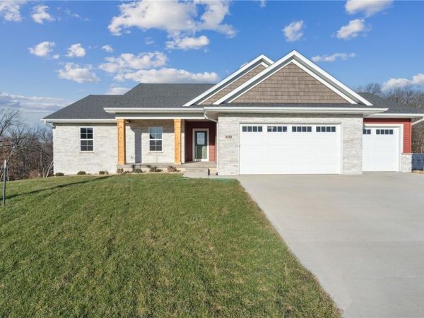 1193 Kona Circle , Coralville, IA 52241