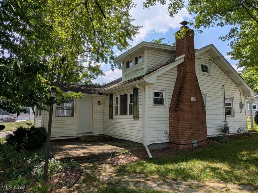 1842 Grandview Road, Lake Milton, OH 44429 Photo 1