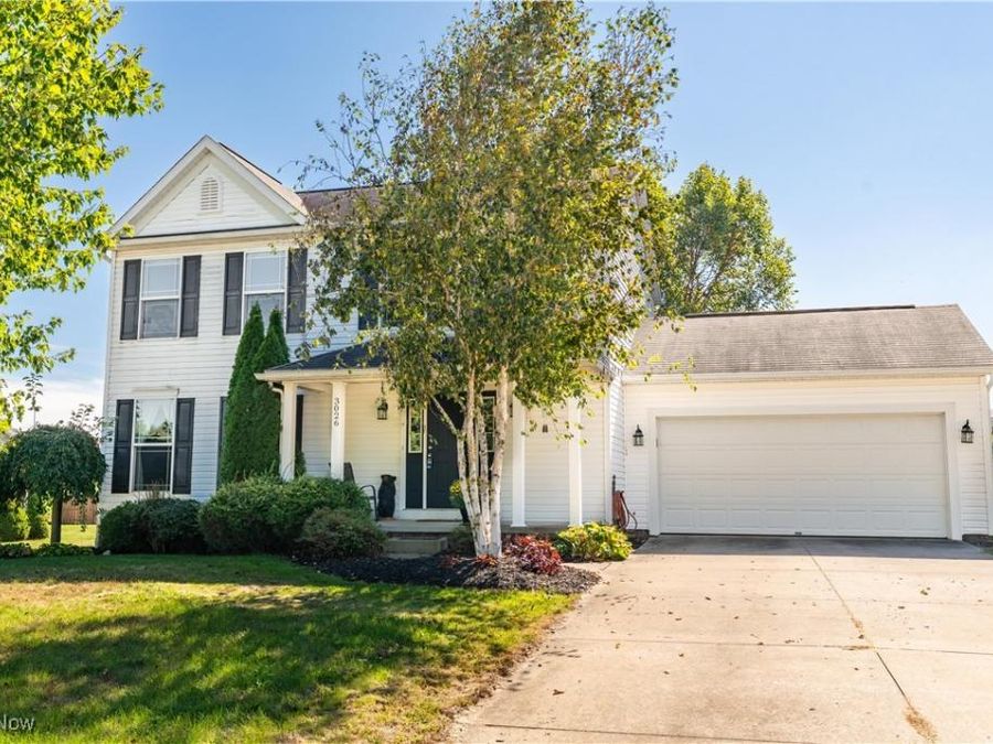 3026 Wright Road NW, Uniontown, OH 44685 Photo 1