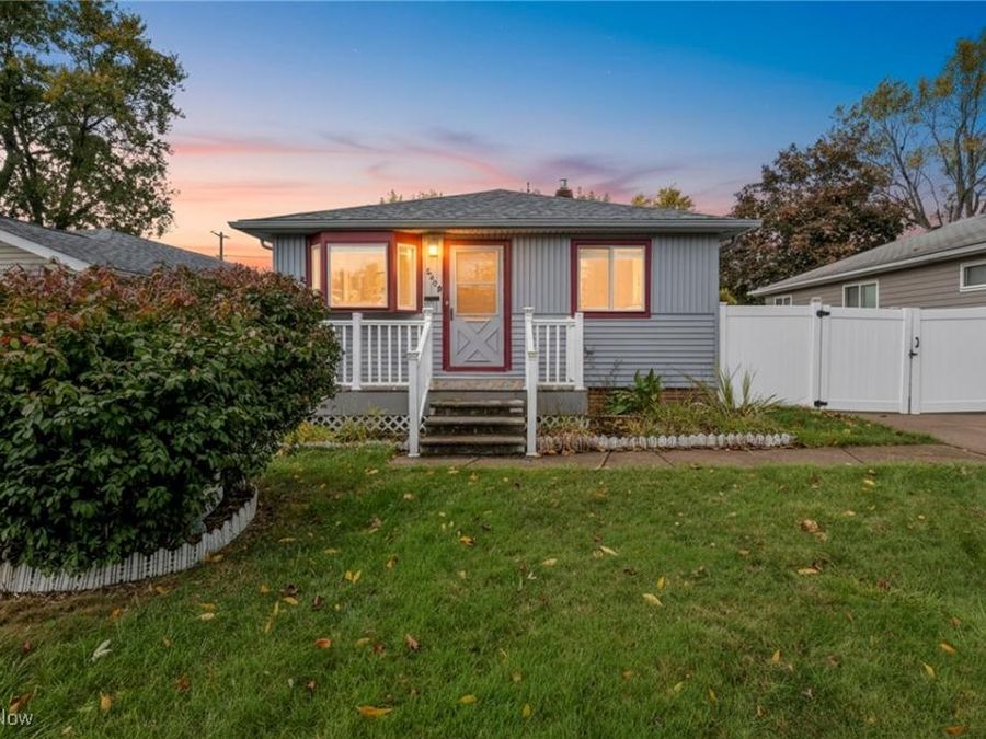 5250 W 151 Street, Brook Park, OH 44142 Photo 1