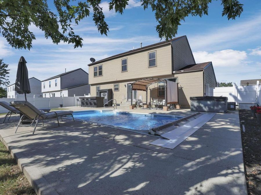 3778 Carlotta Street , Grove City, OH 43123 Photo 1