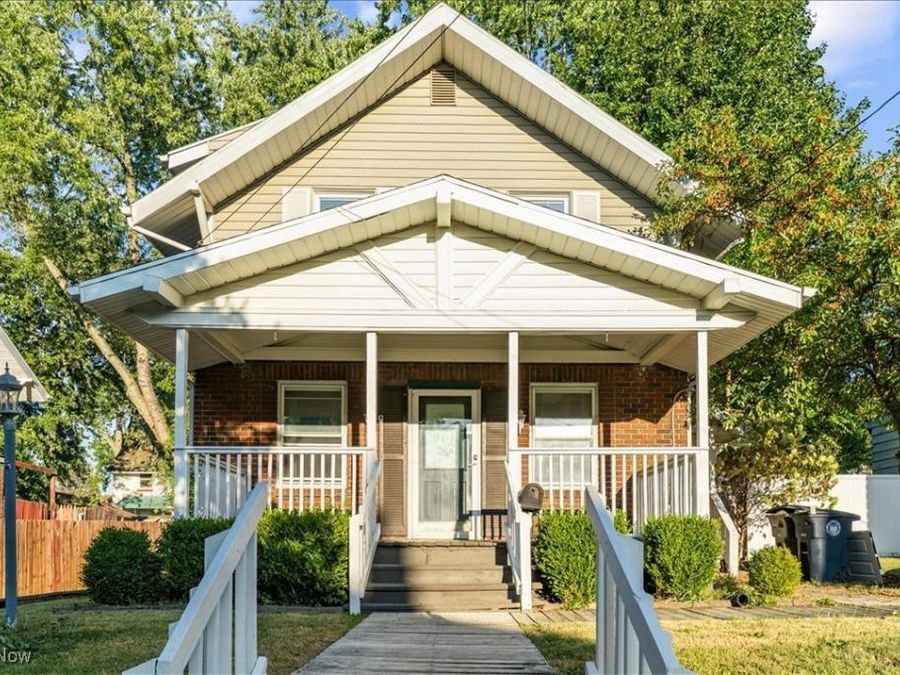 605 Melrose Street, Akron, OH 44305 Photo 1