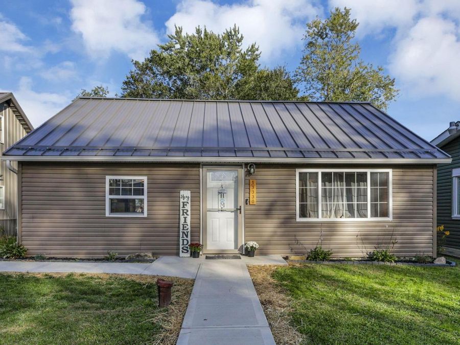 13330 Queen Road NE, Thornville, OH 43076 Photo 1