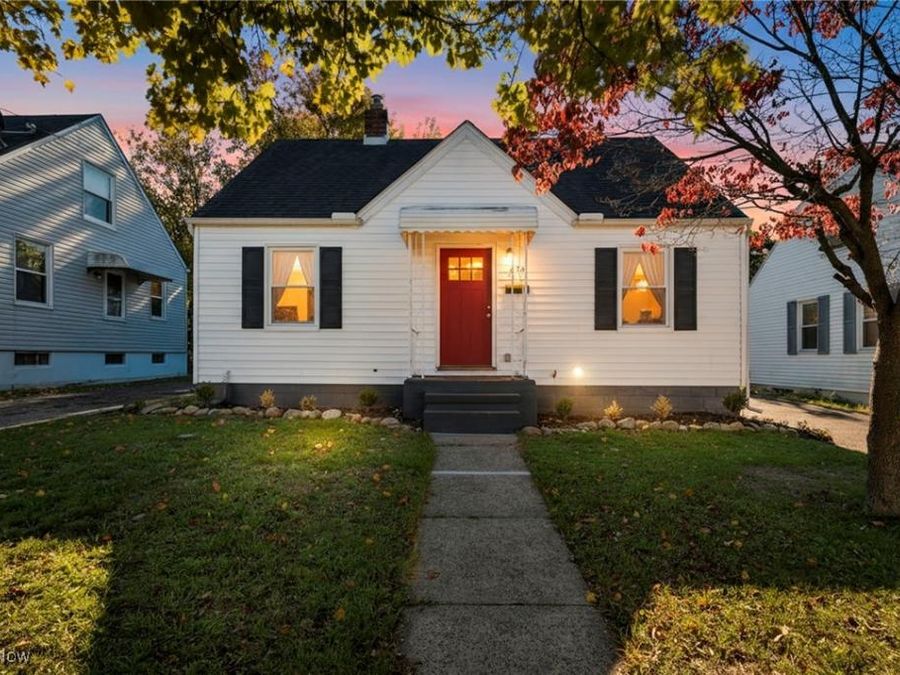 824 Austin Avenue, Akron, OH 44306 Photo 1