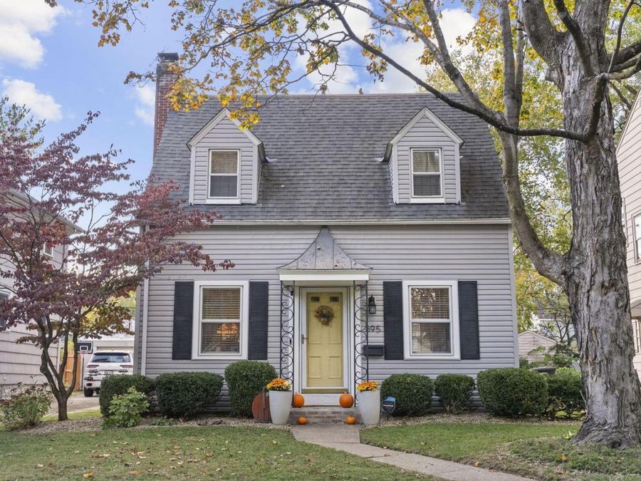 895 Grandon Avenue , Bexley, OH 43209 Photo 1