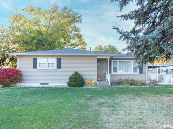 3815 KENNEDY Drive, East Moline, IL 61244