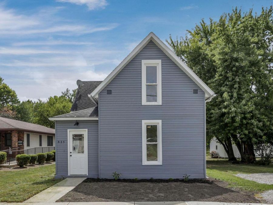 825 W Williams Avenue , Bellefontaine, OH 43311 Photo 1