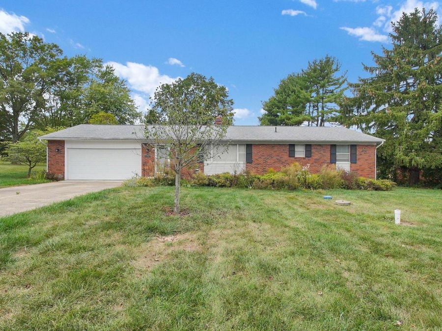 6215 Douglas Drive , Canal Winchester, OH 43110 Photo 1