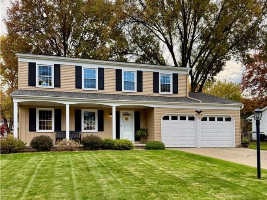 2028 Crestdale Drive, Stow, OH 44224 Photo 1