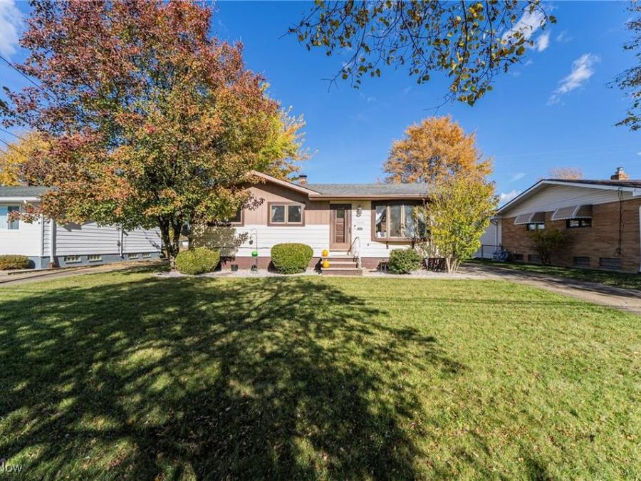 16320 Cynthia Drive, Brook Park, OH 44142 Photo 1