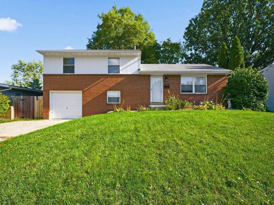 3848 Homecomer Drive , Grove City, OH 43123 Photo 1