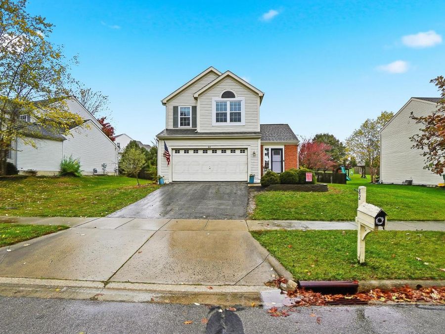 82 Lantern Chase Drive, Delaware, OH 43015 Photo 1