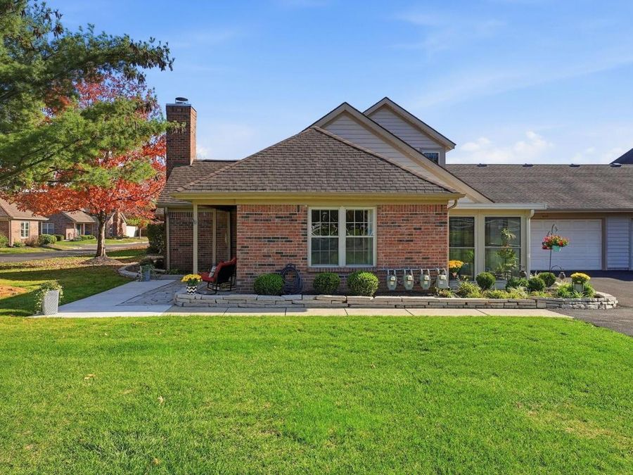 9458 Clermont Boulevard , Powell, OH 43065 Photo 1