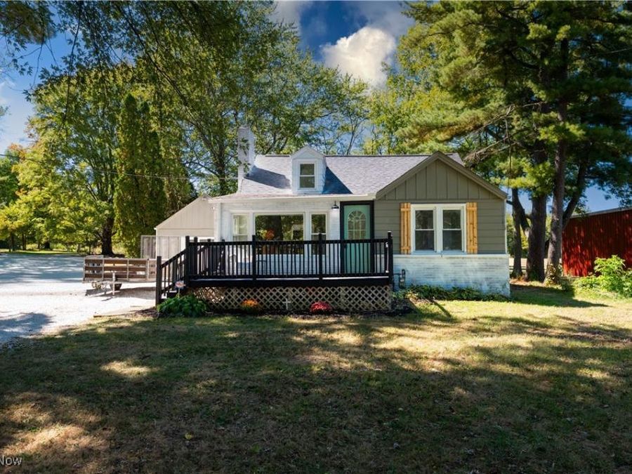 6109 Oakhill Avenue NE, Alliance, OH 44601 Photo 1