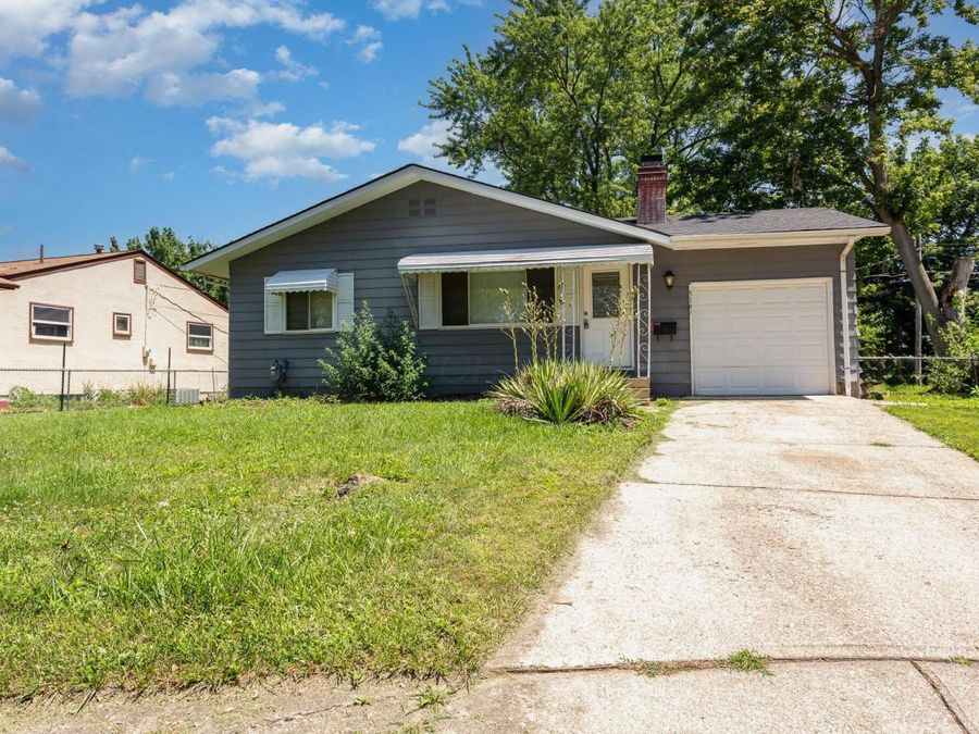 5194 Orlando Court , Columbus, OH 43232 Photo 1