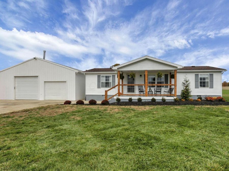 6040 Amanda Clearport Road SW, Amanda, OH 43102 Photo 1