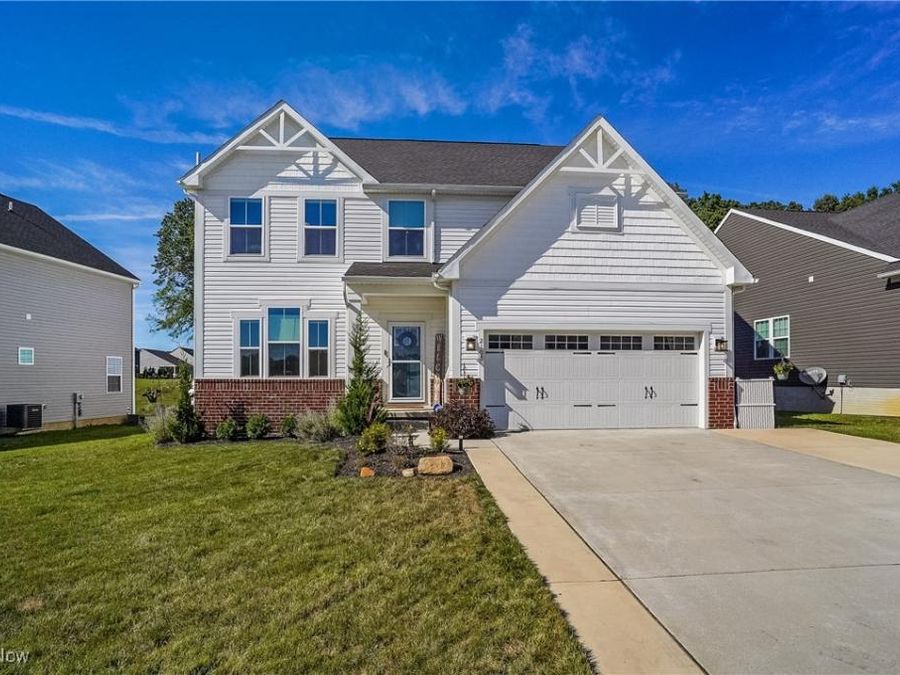 2105 Sugar Maple Drive, Kent, OH 44240 Photo 1