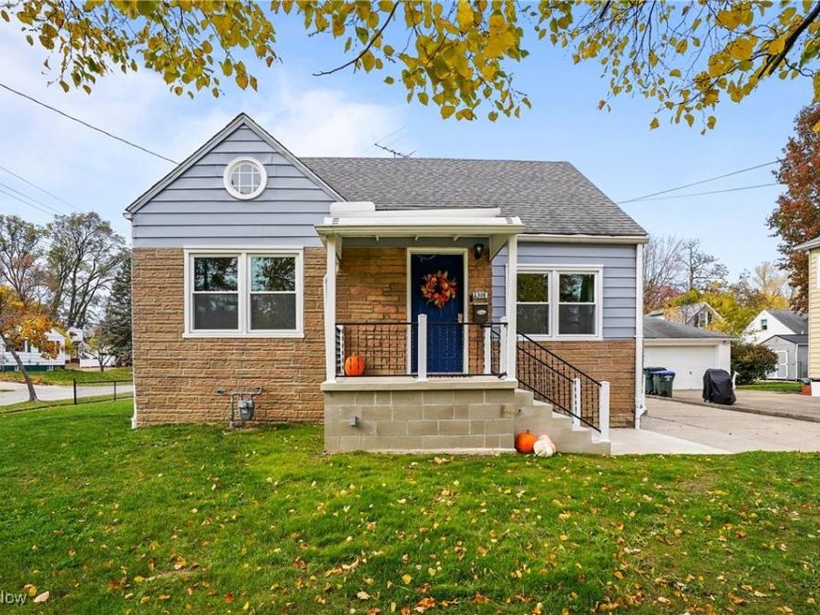 2308 8th Street, Cuyahoga Falls, OH 44221 Photo 1