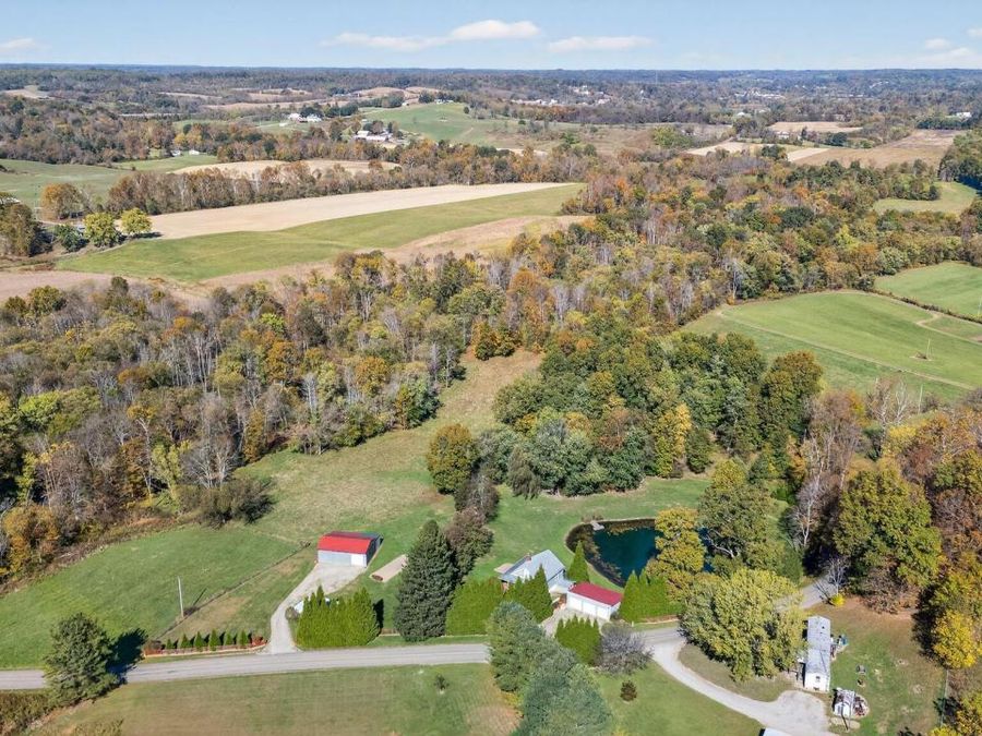 6995 Ransbottom Road, Roseville, OH 43777 Photo 1