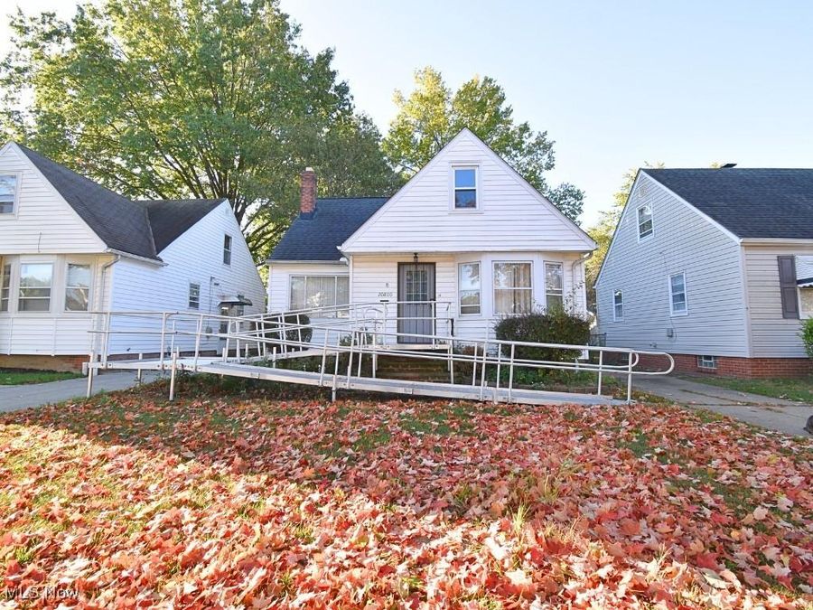 20800 Morris Avenue, Euclid, OH 44123 Photo 1