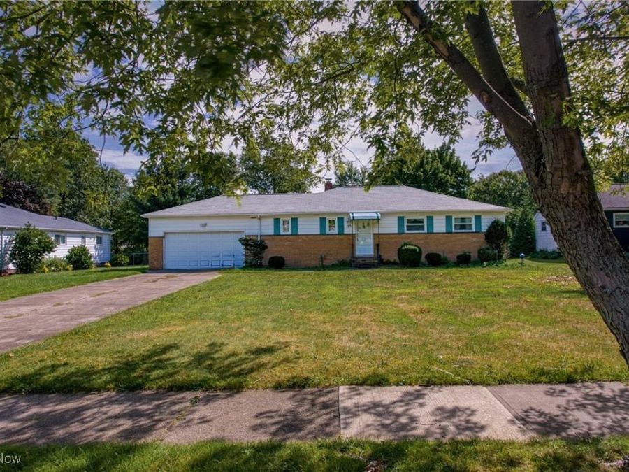 759 Cheriton Drive, Highland Heights, OH 44143 Photo 1