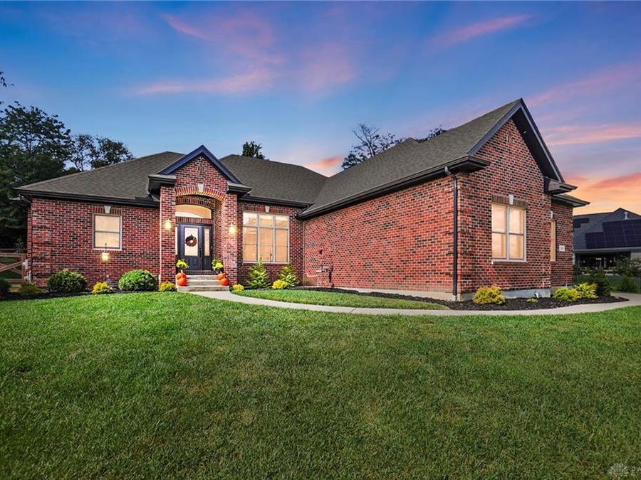 39 George Wythe Way, Beavercreek, OH 45434 Photo 1