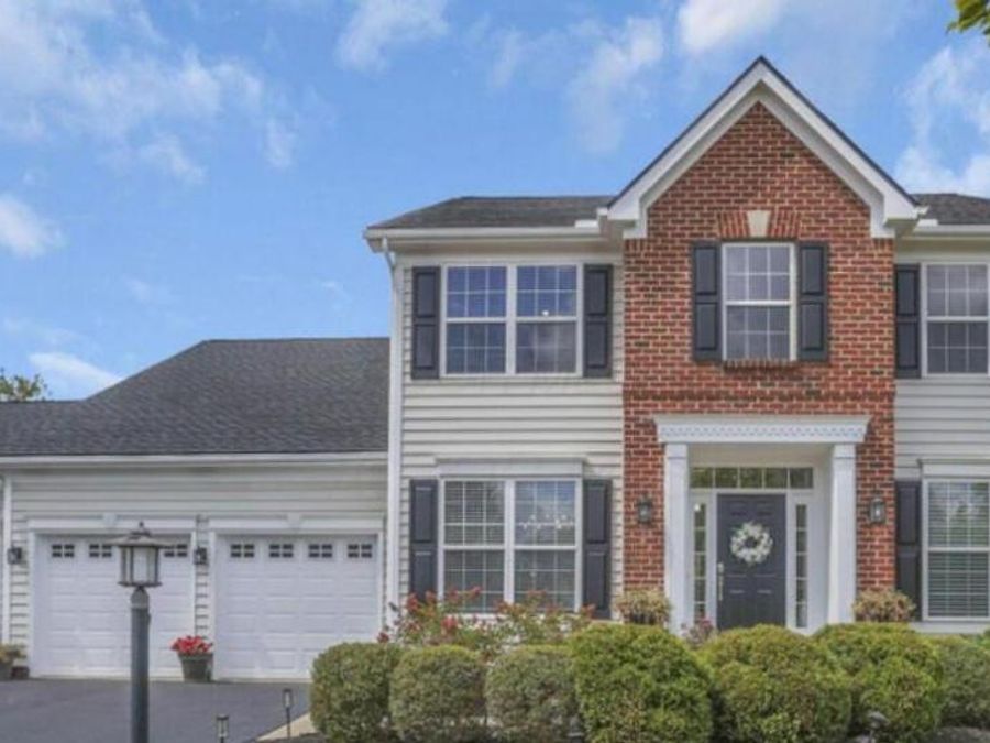 6935 Kindler Drive , New Albany, OH 43054 Photo 1