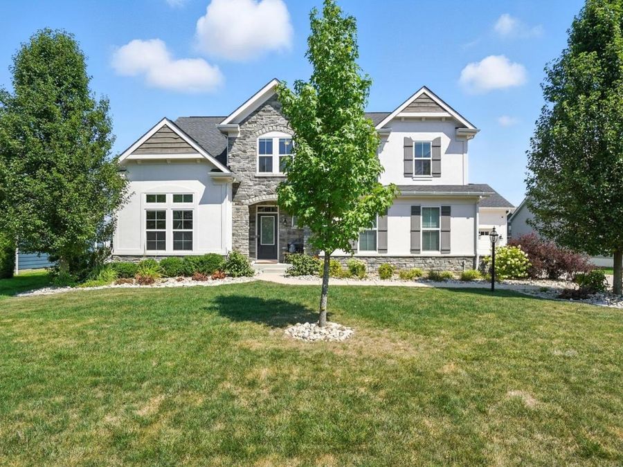 6381 Streamside Drive , Galena, OH 43021 Photo 1