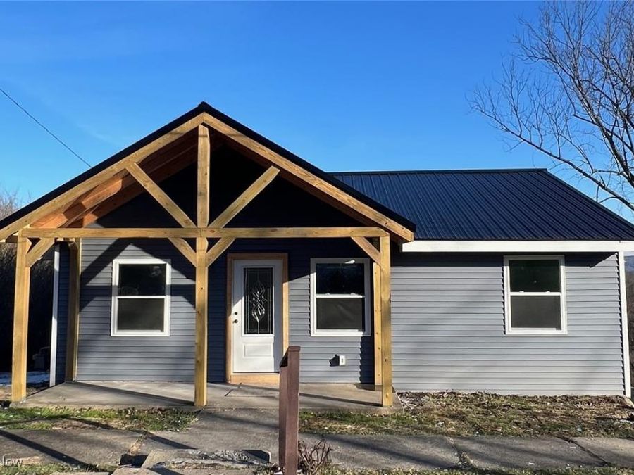 1234 Sunnyside Street, East Liverpool, OH 43920 Photo 1