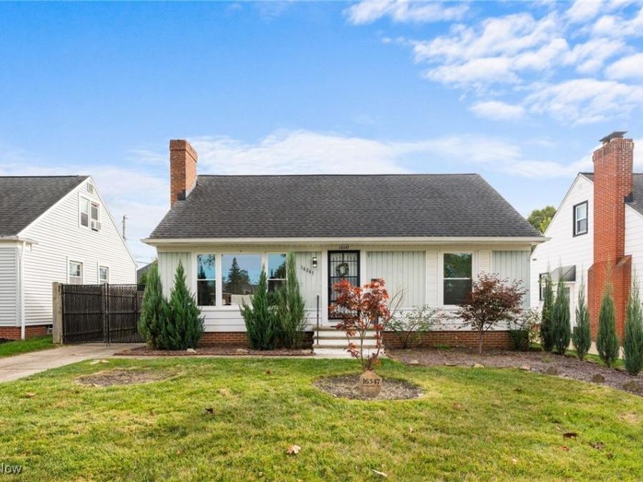 16347 Craigmere Drive, Middleburg Heights, OH 44130 Photo 1