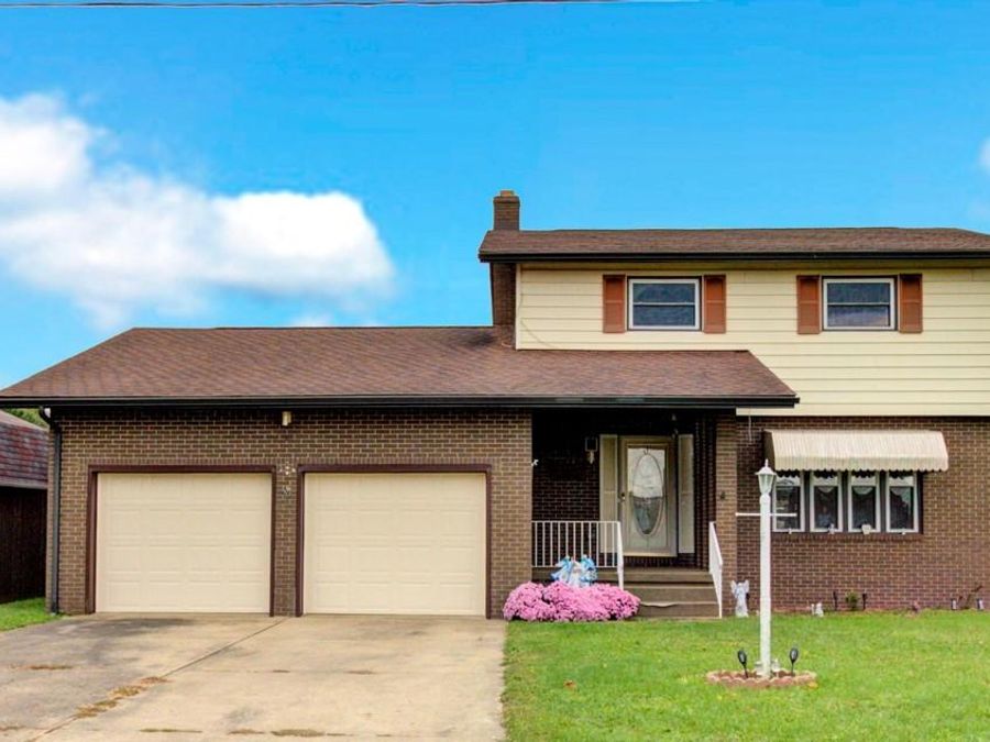 7227 Maple Street NW, Malvern, OH 44644 Photo 1