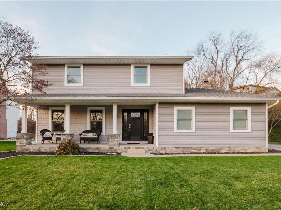 127 Angel Drive, Dover, OH 44622 Photo 1