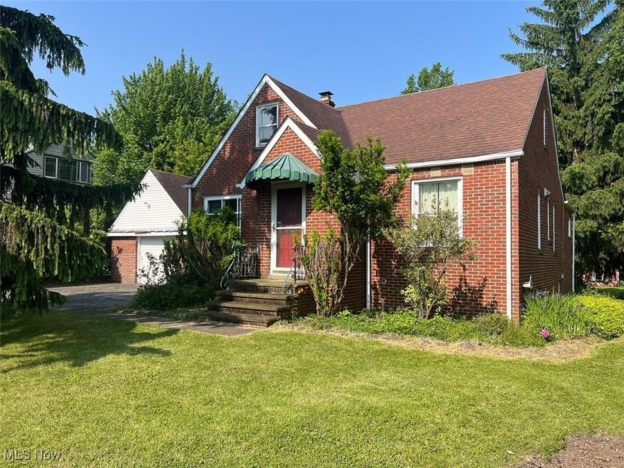 164 Richmond Road, Richmond Heights, OH 44143 Photo 1