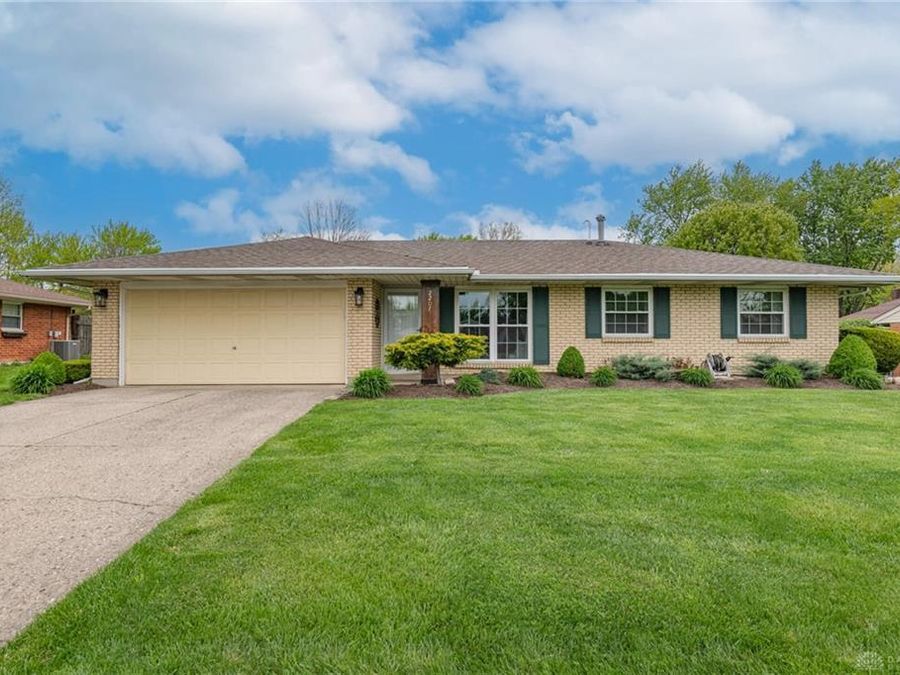 2207 Southlea Drive, Miami Township, OH 45459 Photo 1