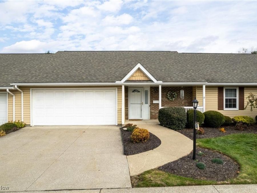 223 Park Place Drive, Wadsworth, OH 44281 Photo 1