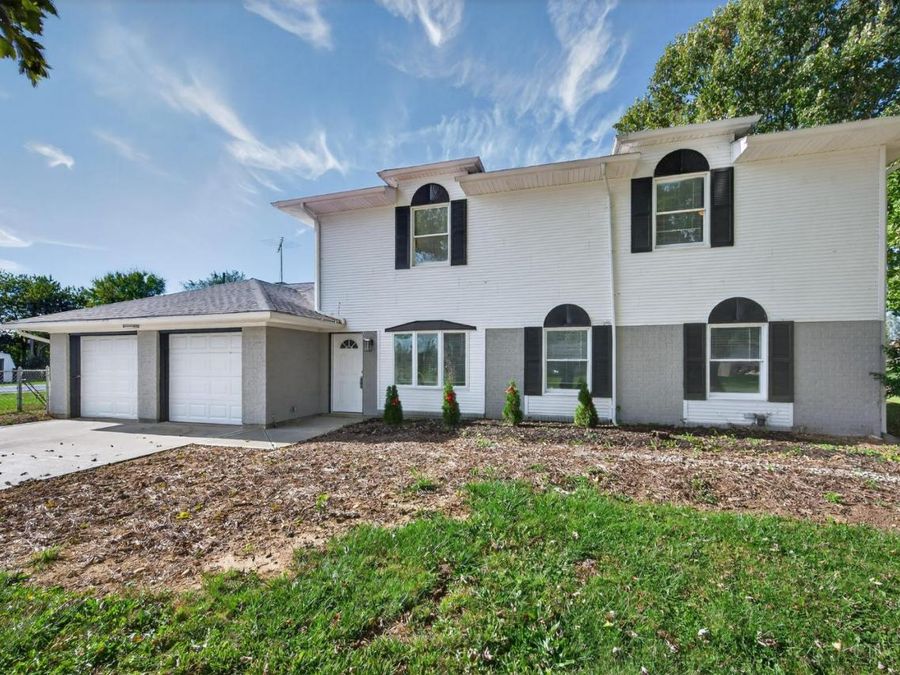 2155 Beechwood Drive, Ross Twp, OH 45014 Photo 1